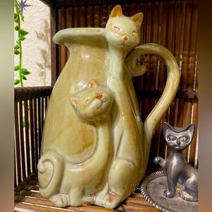 Atomic long neck cat with kitten vintage ceramic pitcher with cat tail handle